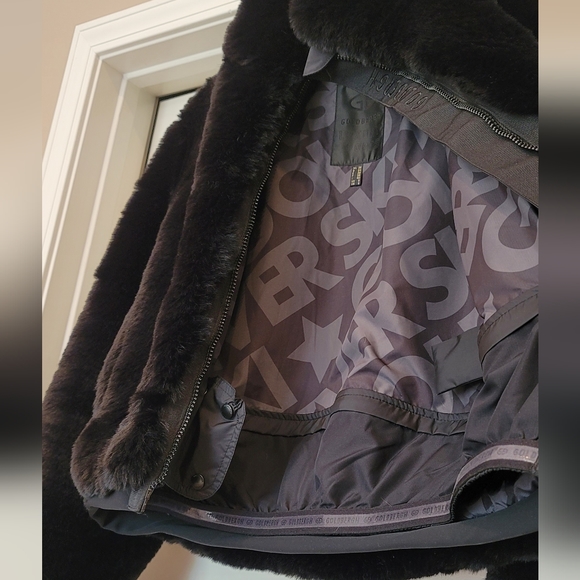 Goldbergh Victoria Faux-Fur ski Jacket or winter Jacket - Picture 14 of 16